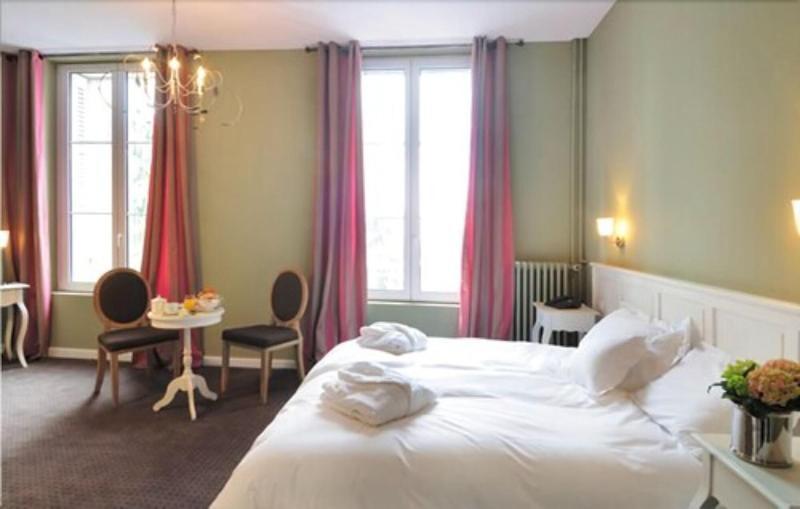 Le H - Hotel & Restaurant Барр Экстерьер фото